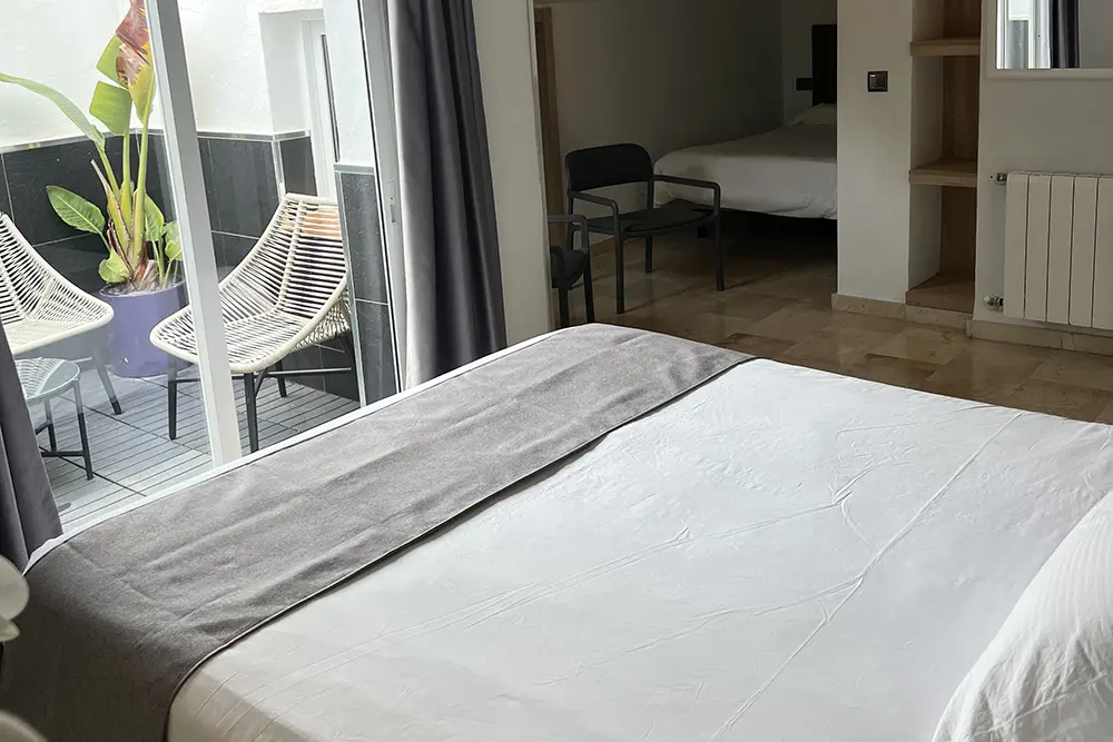 Habitación cuadruple Abril Nerja